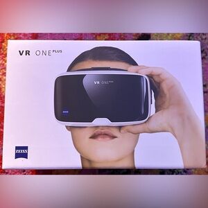 VR ONE Plus Virtual Reality